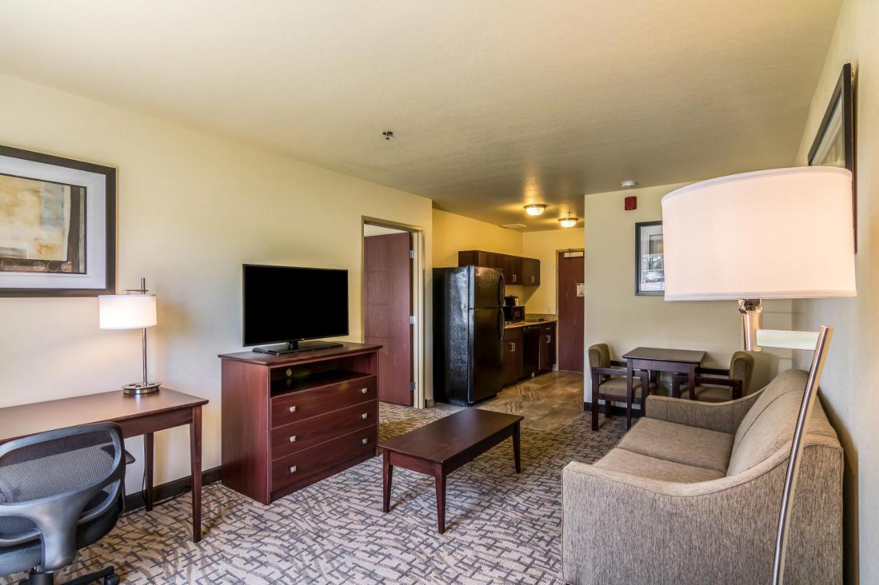 Cobblestone Inn & Suites - Barron Exteriér fotografie